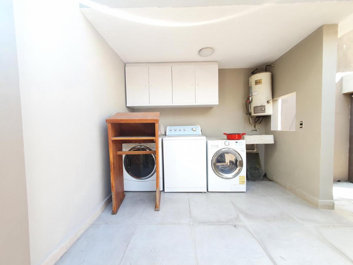 Apartamento Puerta Condesa, & *