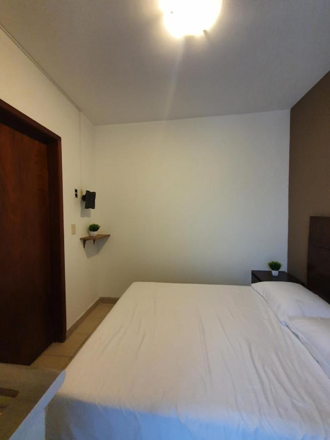 Puerta Condesa, & Apartamento