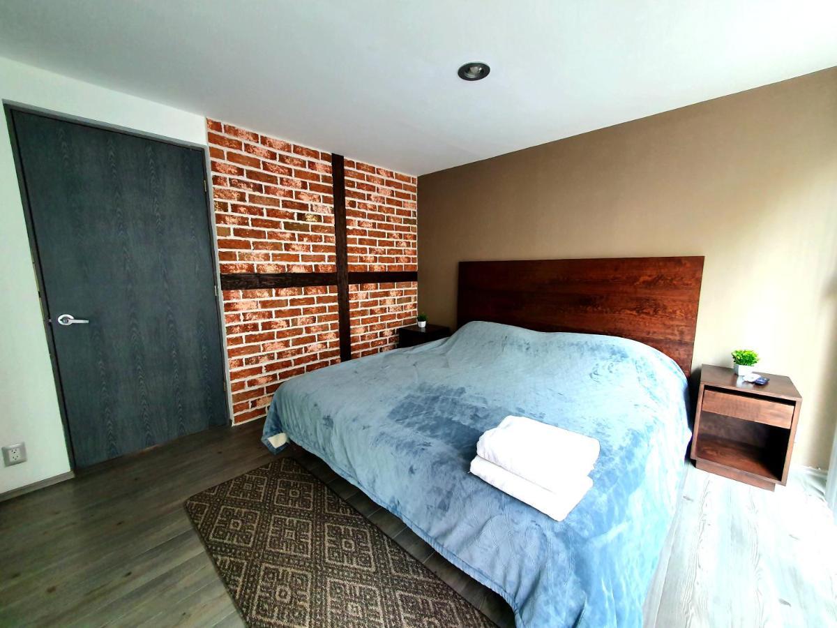 Puerta Condesa, & Apartamento