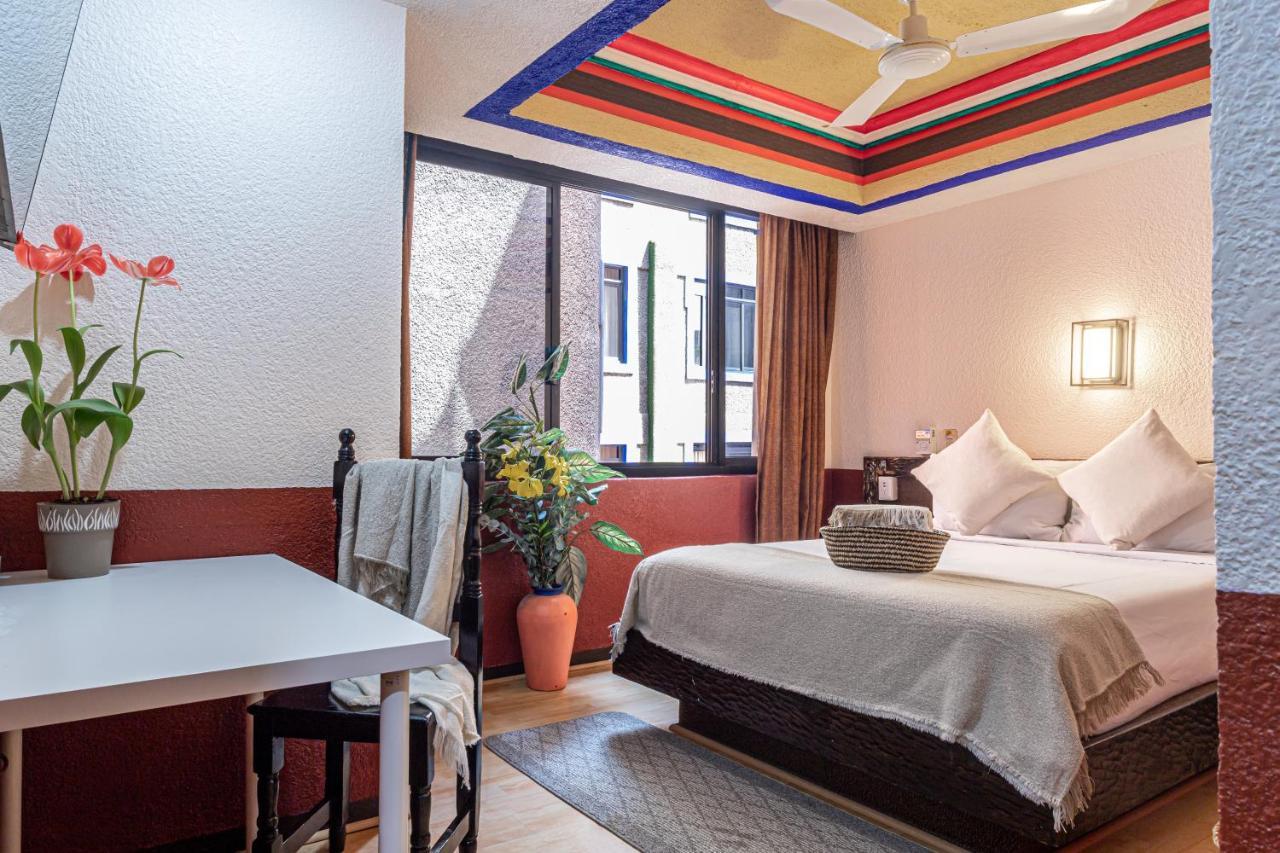 Posada Viena Hotel 4*