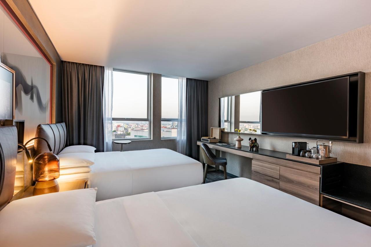 Andaz Condesa 5*