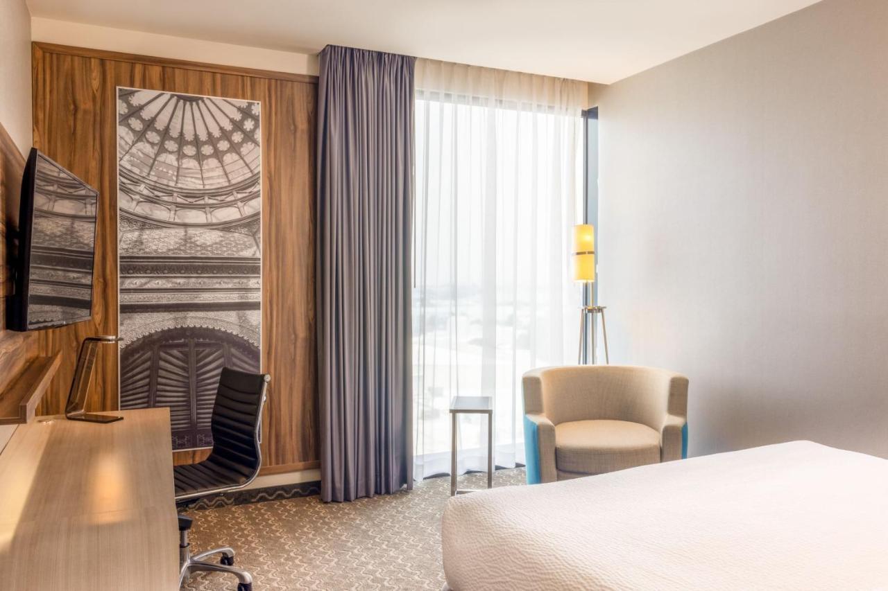 Courtyard By Marriott Mexico Vallejo Hotel 4*