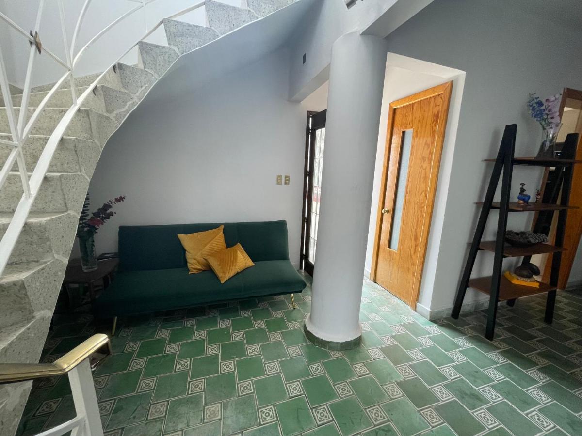 Céntrica Casa, Accesible A Lugares Turísticos *