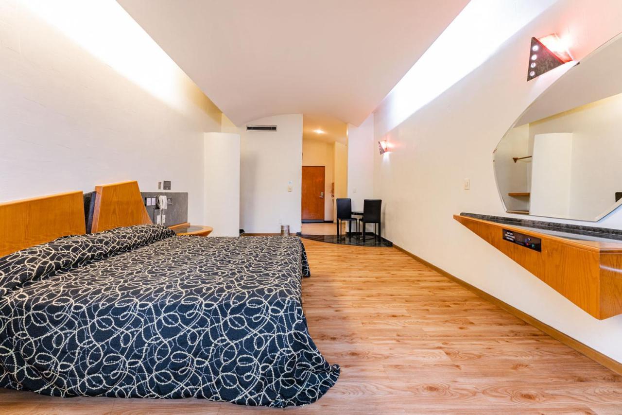 Hotel&villas Pasadena Impuestos No Incluidos El Pago Es Directamente En El 4* México DF
