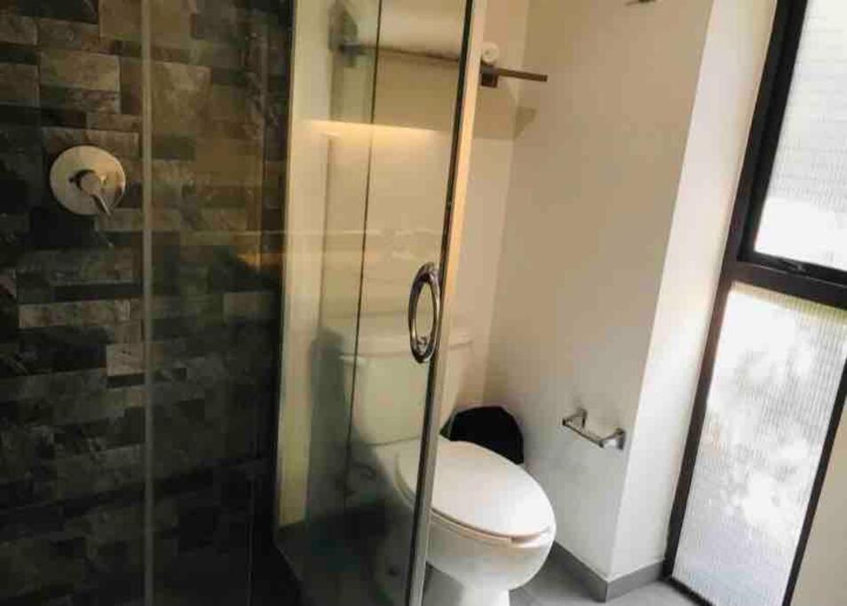 Comfortable Loft At Beautiful Historic Building! Apartamento *