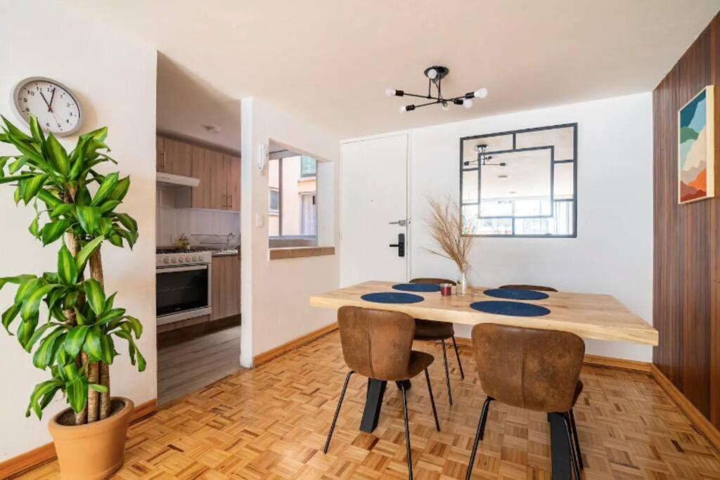 Quiet And Cozy With Terrace, King-size Beds, And Parking Lot Apartamento *