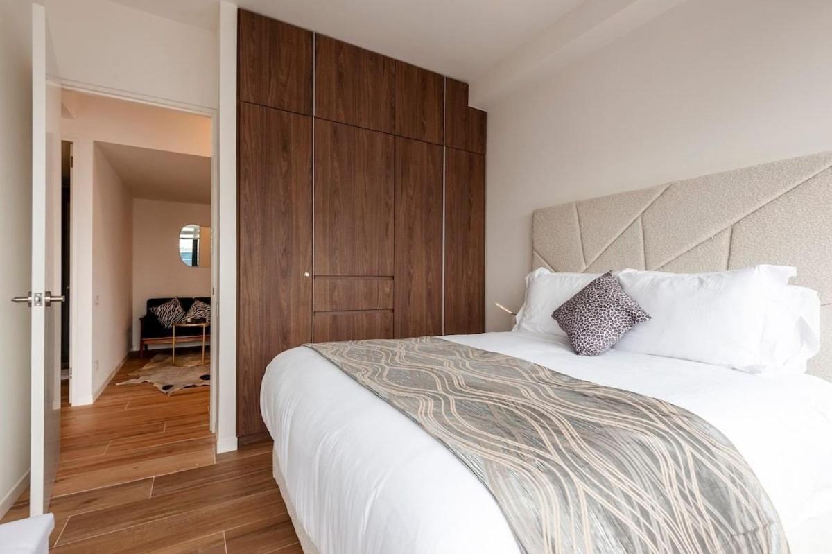 Luxury High-rise Panoramic Apartment, Polanco 3bd *