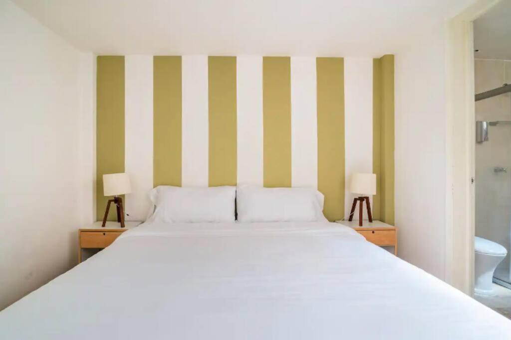 Apartamento Quiet And Cozy With Terrace, King-size Beds, And Parking Lot