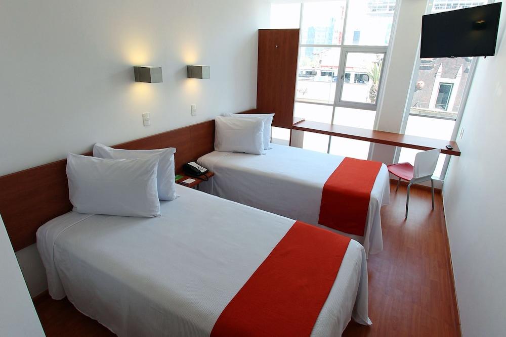One Ciudad De Alameda Hotel Mexico City