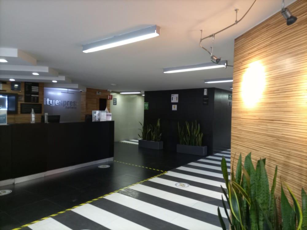 Express Alameda Hotel 3*