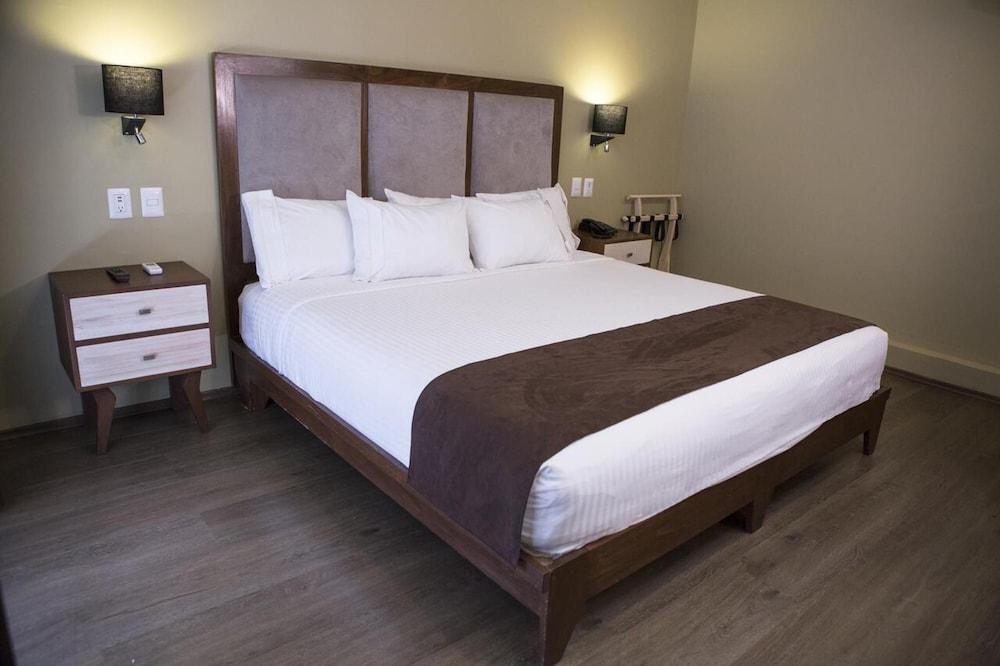 Lerma Hotel 2*