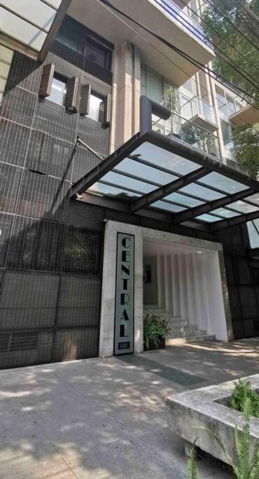 Modern Artist Apt., Overlooking Parque Espana Apartamento *