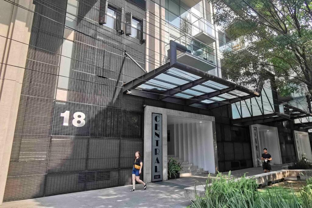 Modern Artist Apt., Overlooking Parque Espana Apartamento *