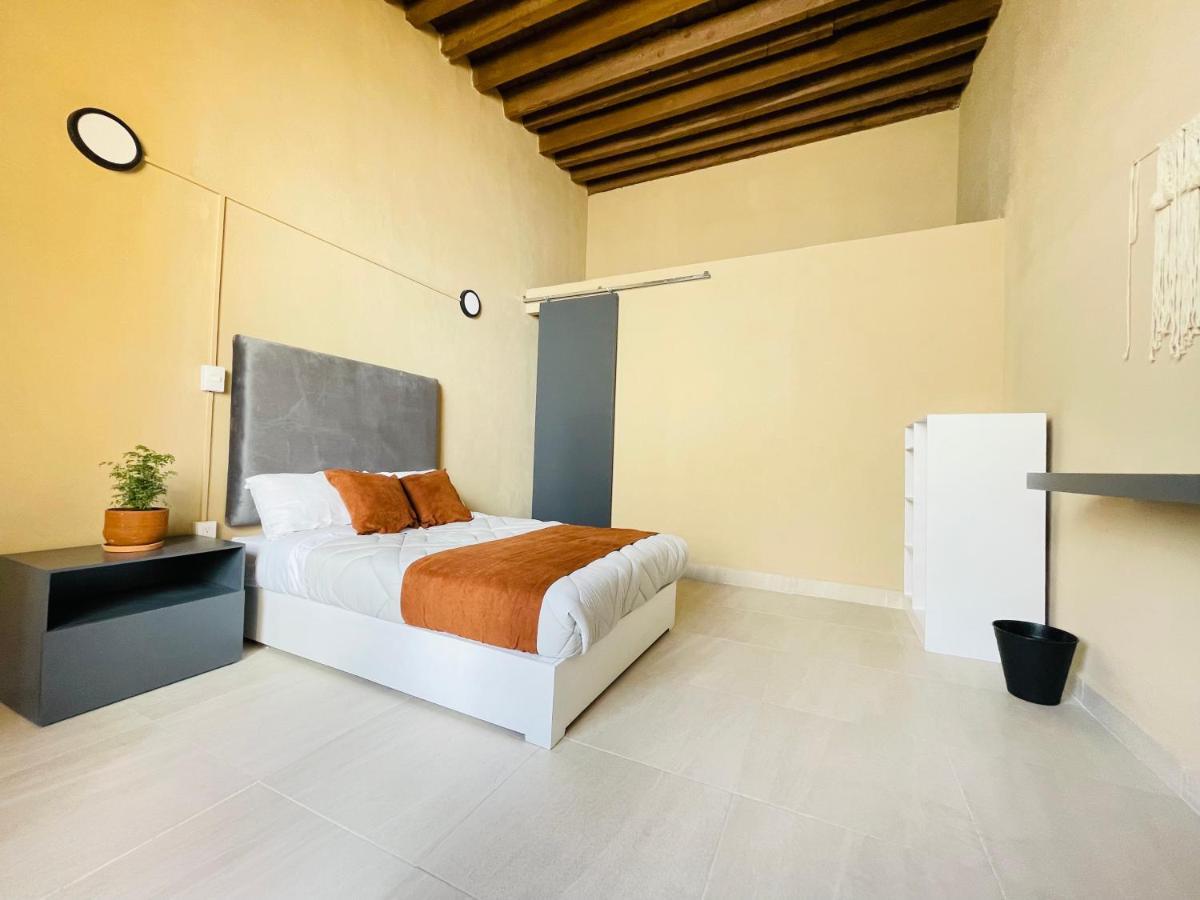 Colmena Centro Hotel