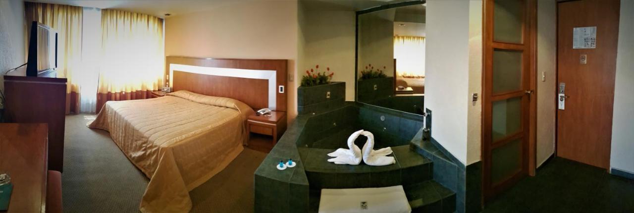 Hotel Finisterre Mexico City
