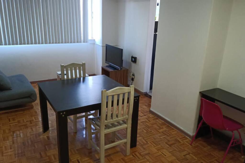 Apartamento Depto Super Ubicado, A Unos Min Del Centro Historico. Metro Y Metrobus Tlatelolco *