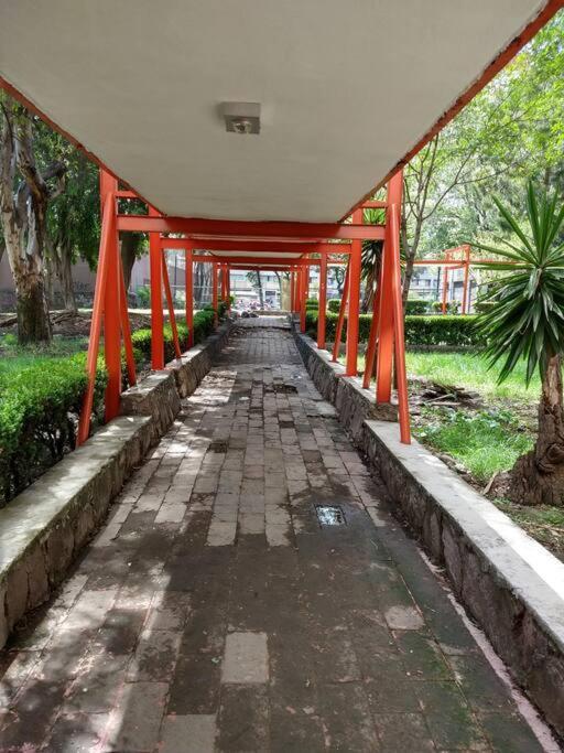 Apartamento Depto Super Ubicado, A Unos Min Del Centro Historico. Metro Y Metrobus Tlatelolco