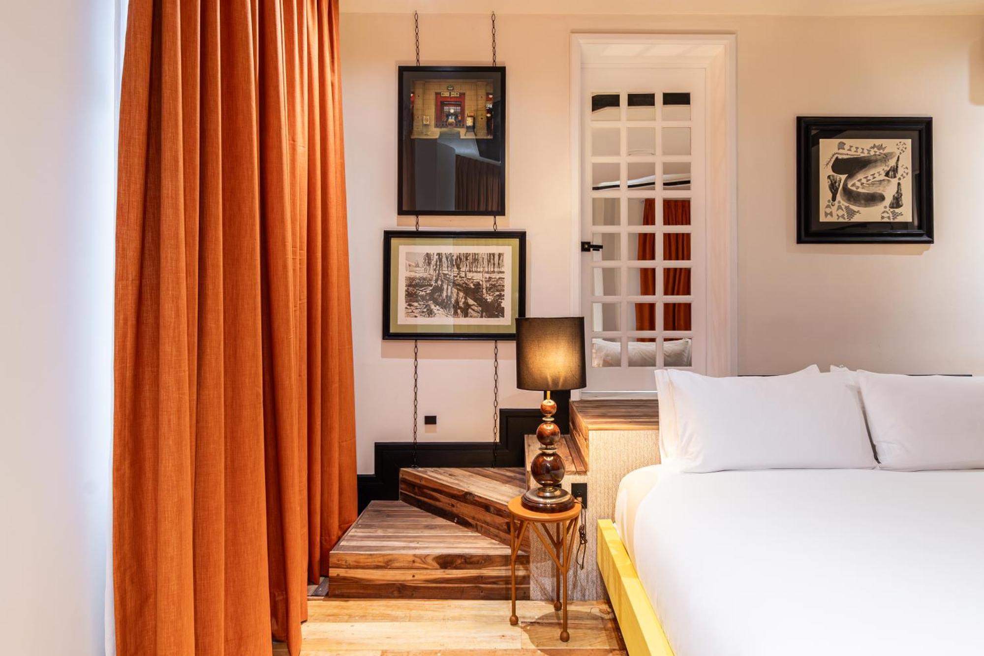 La Valise Hotel