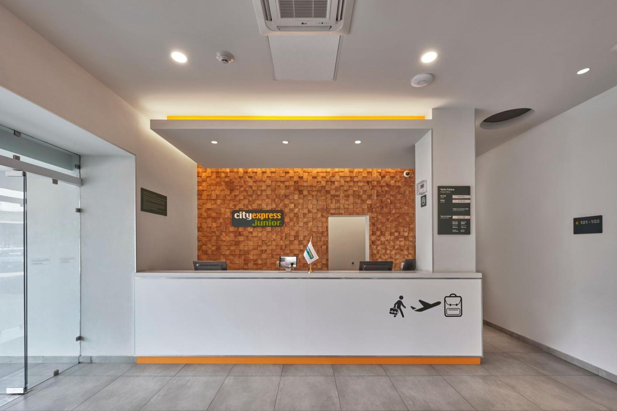 Express Junior By Marriott Ciudad De Mexico Sullivan