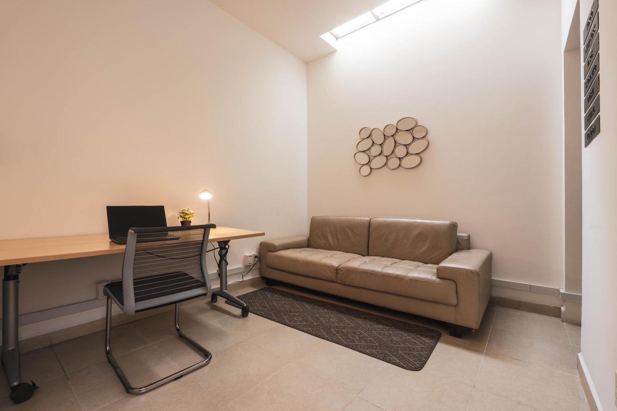 Puerta Condesa, & Apartamento *