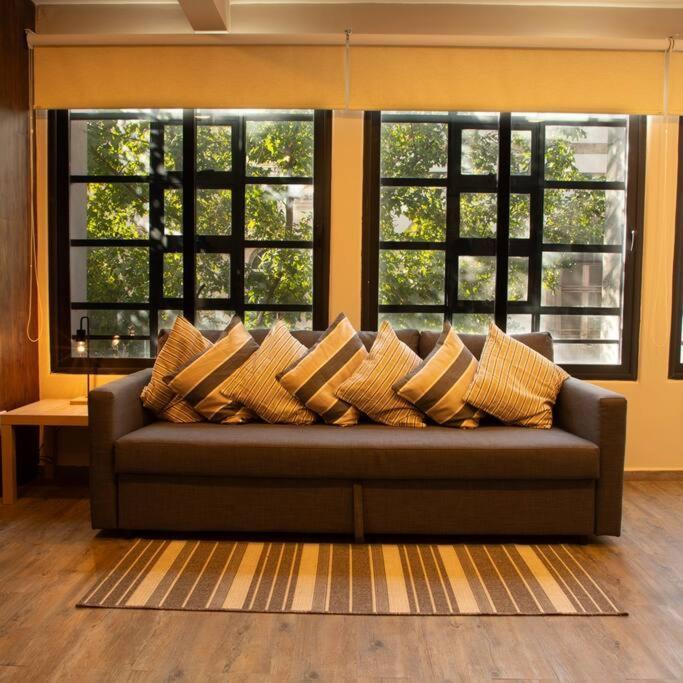 202 Walk The Center 1bdrm 2bath Ac