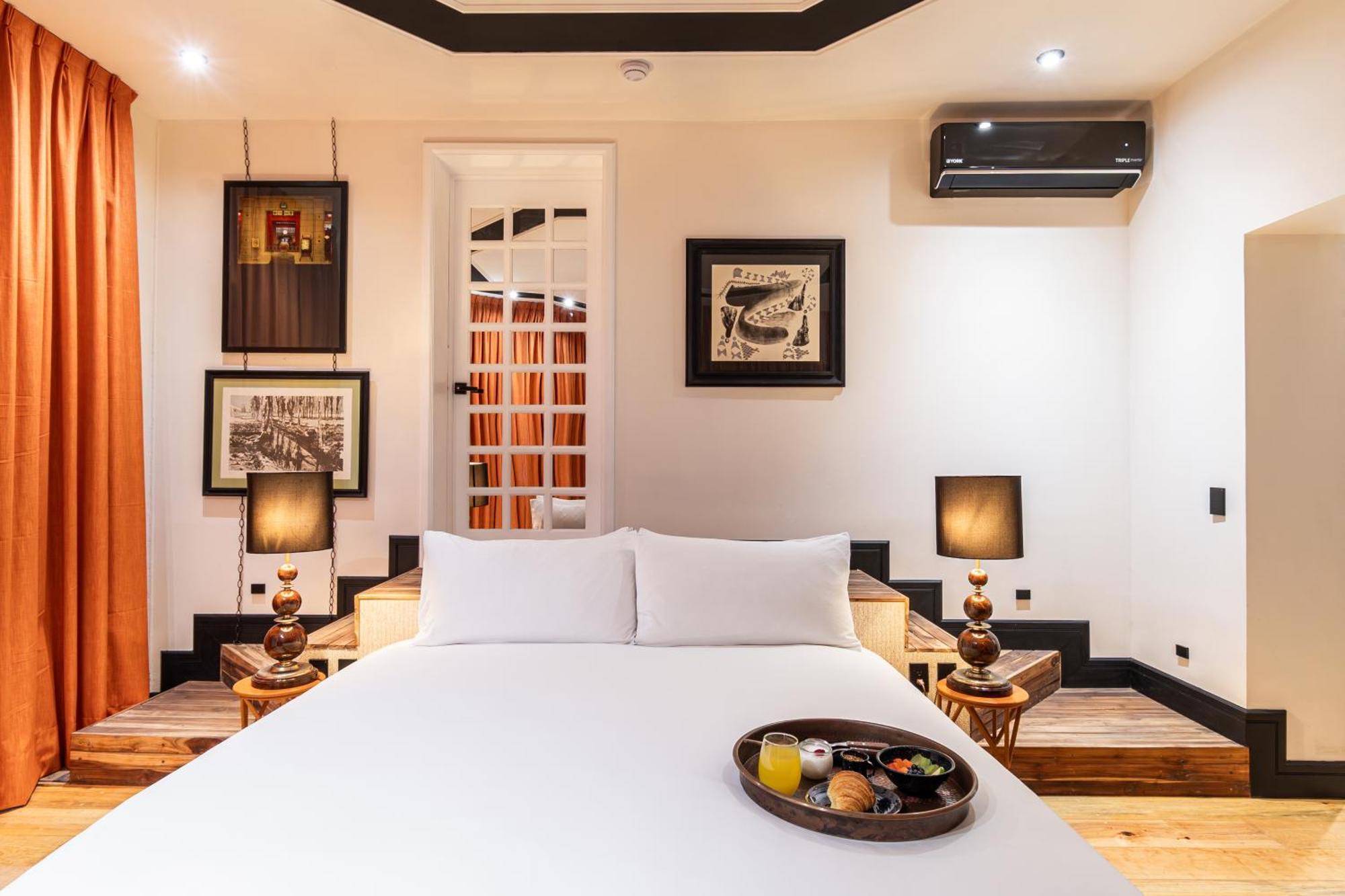 La Valise Hotel