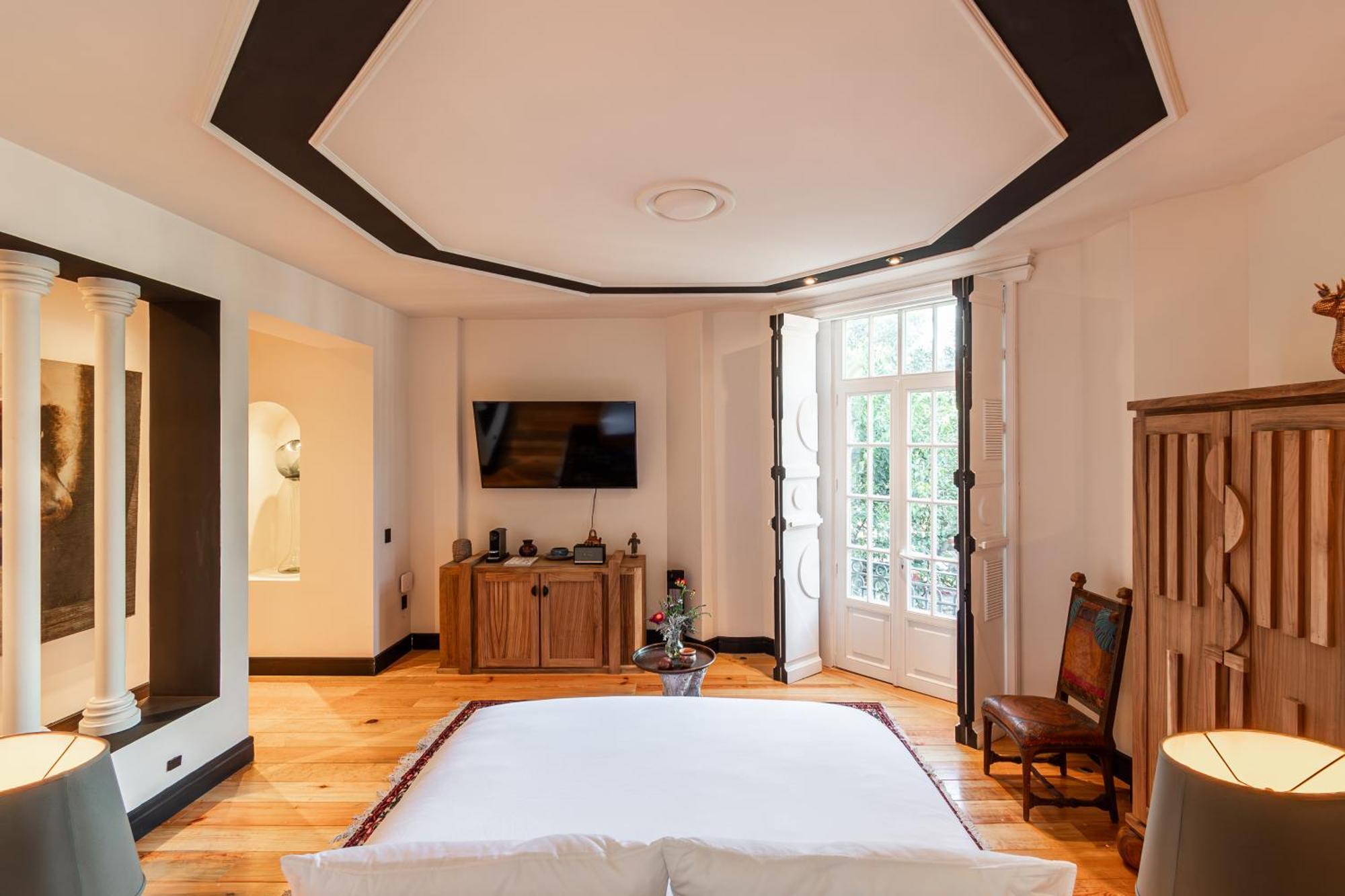 La Valise Hotel