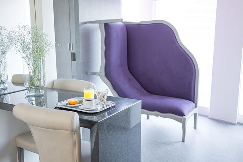 Contempo Hotel