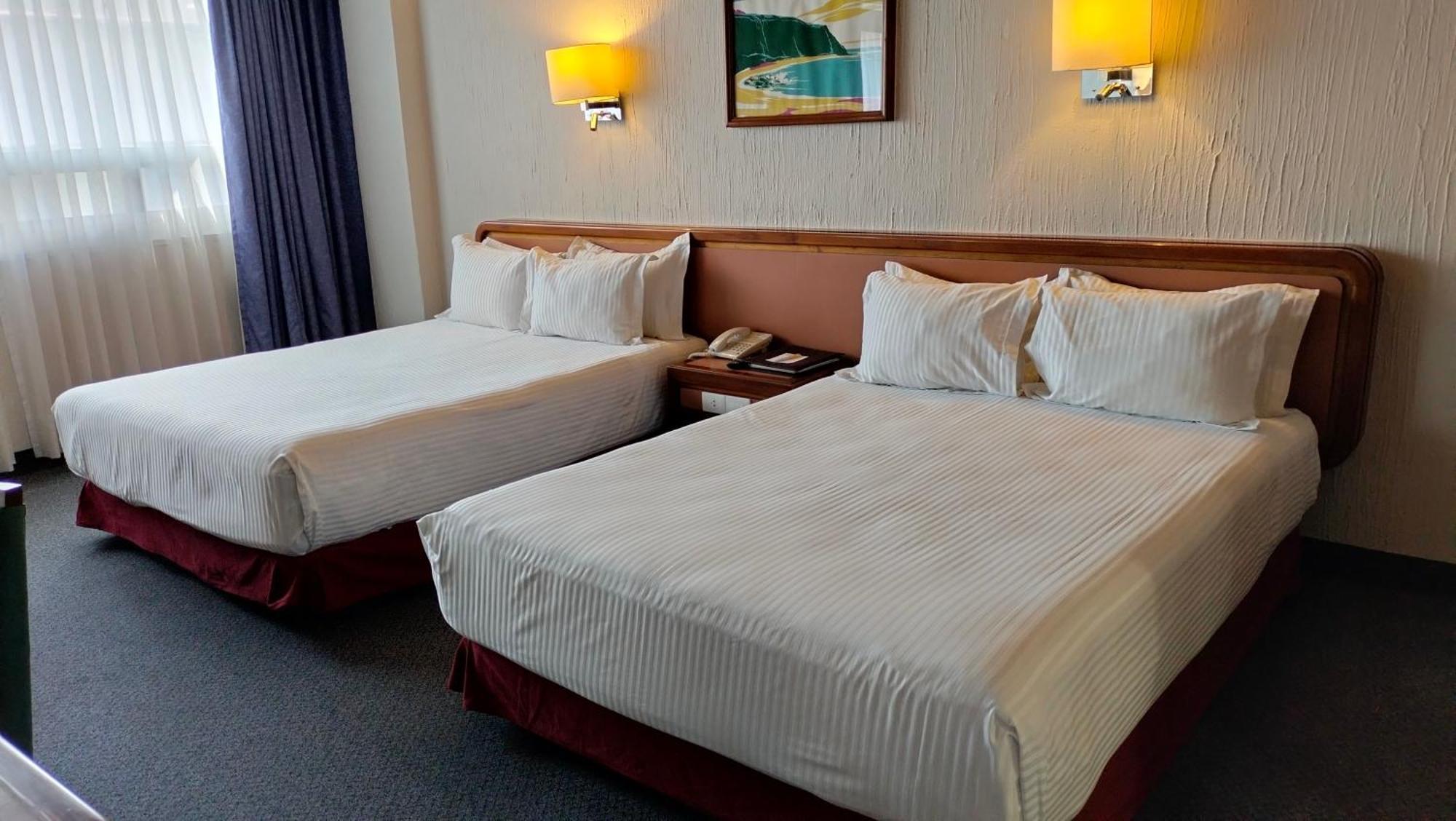 Metropol Hotel 4*