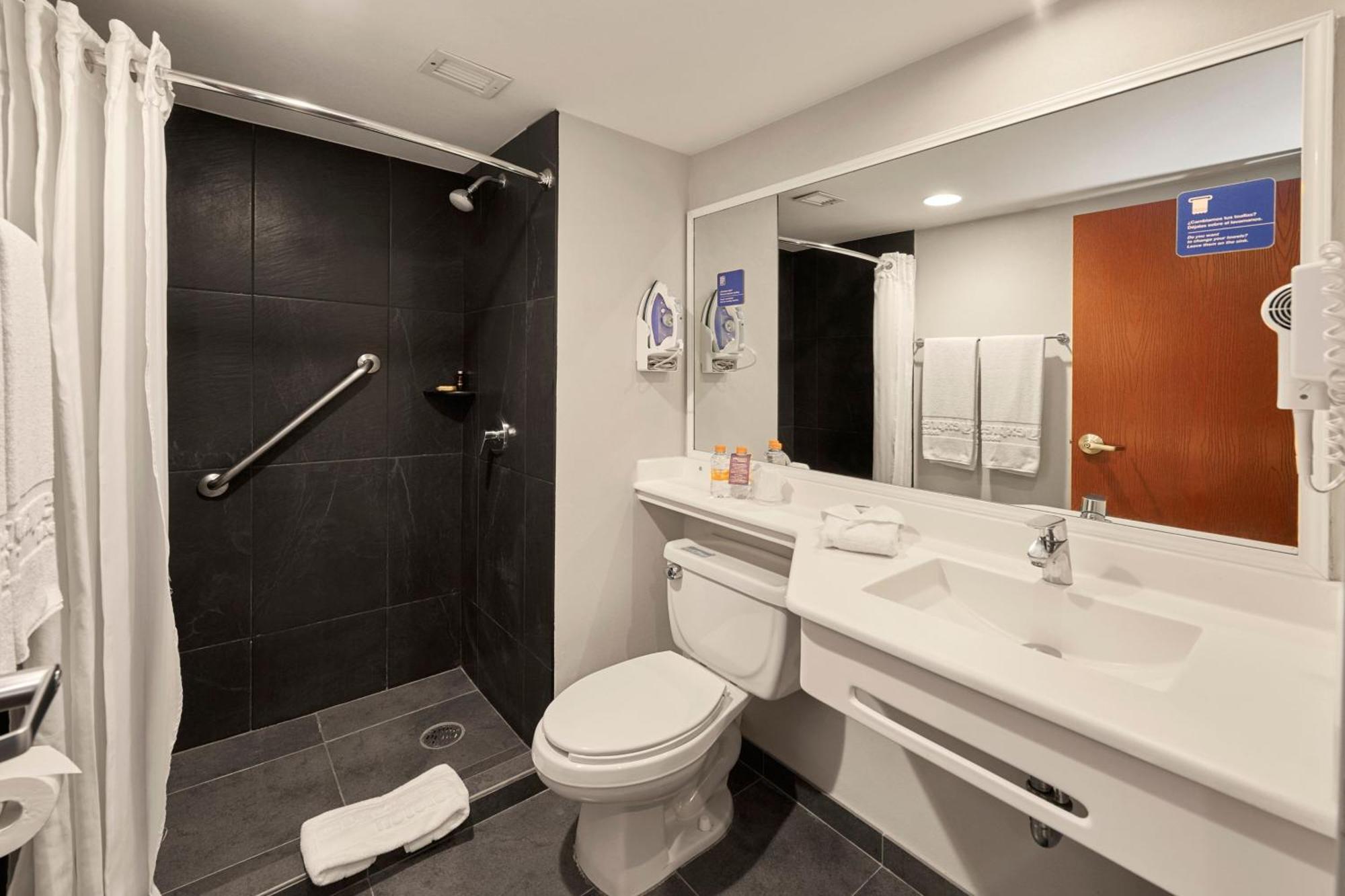 Hotel Express By Marriott Ciudad De Interlomas