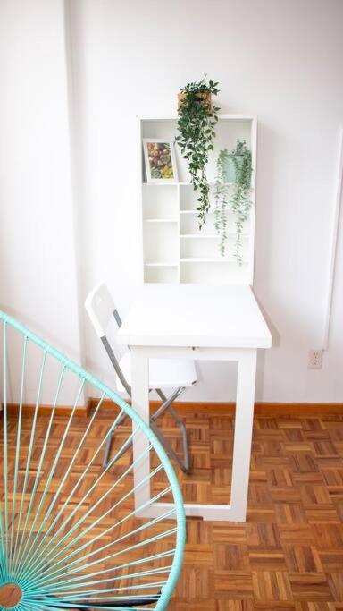 Delightful 4br Cozy Heart Of Artist District Apartamento