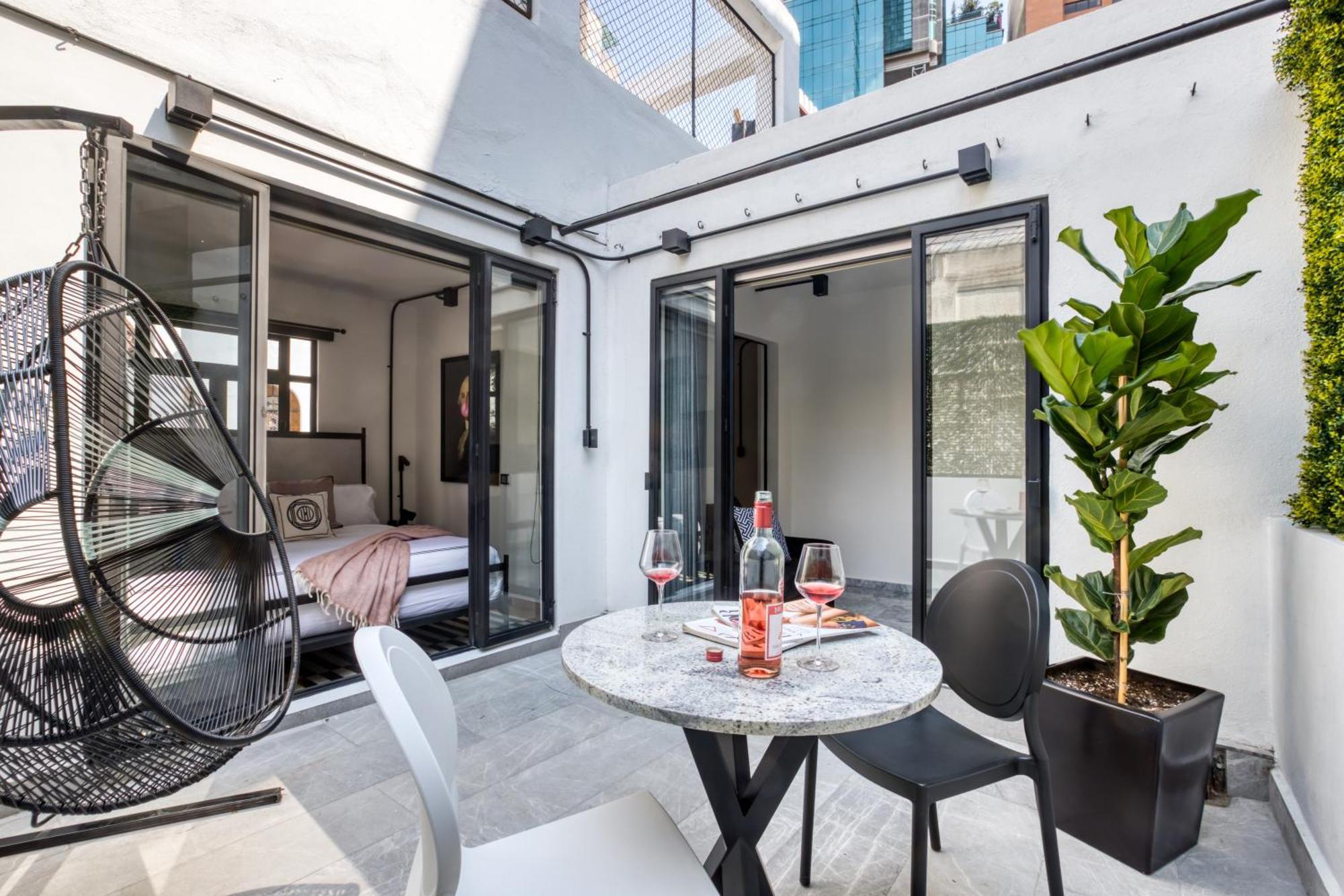 Hotel Utopic Campos Eliseos By Uliv