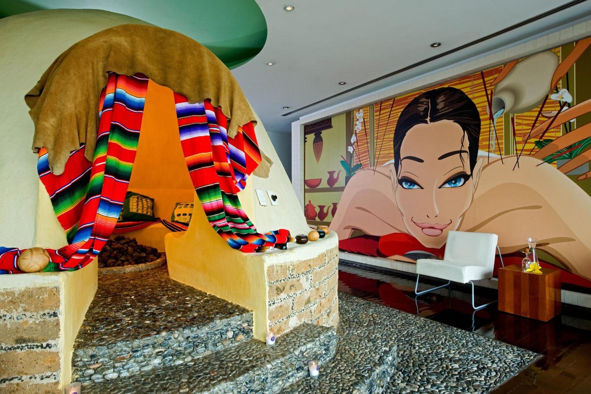 W Mexico Hotel 5*