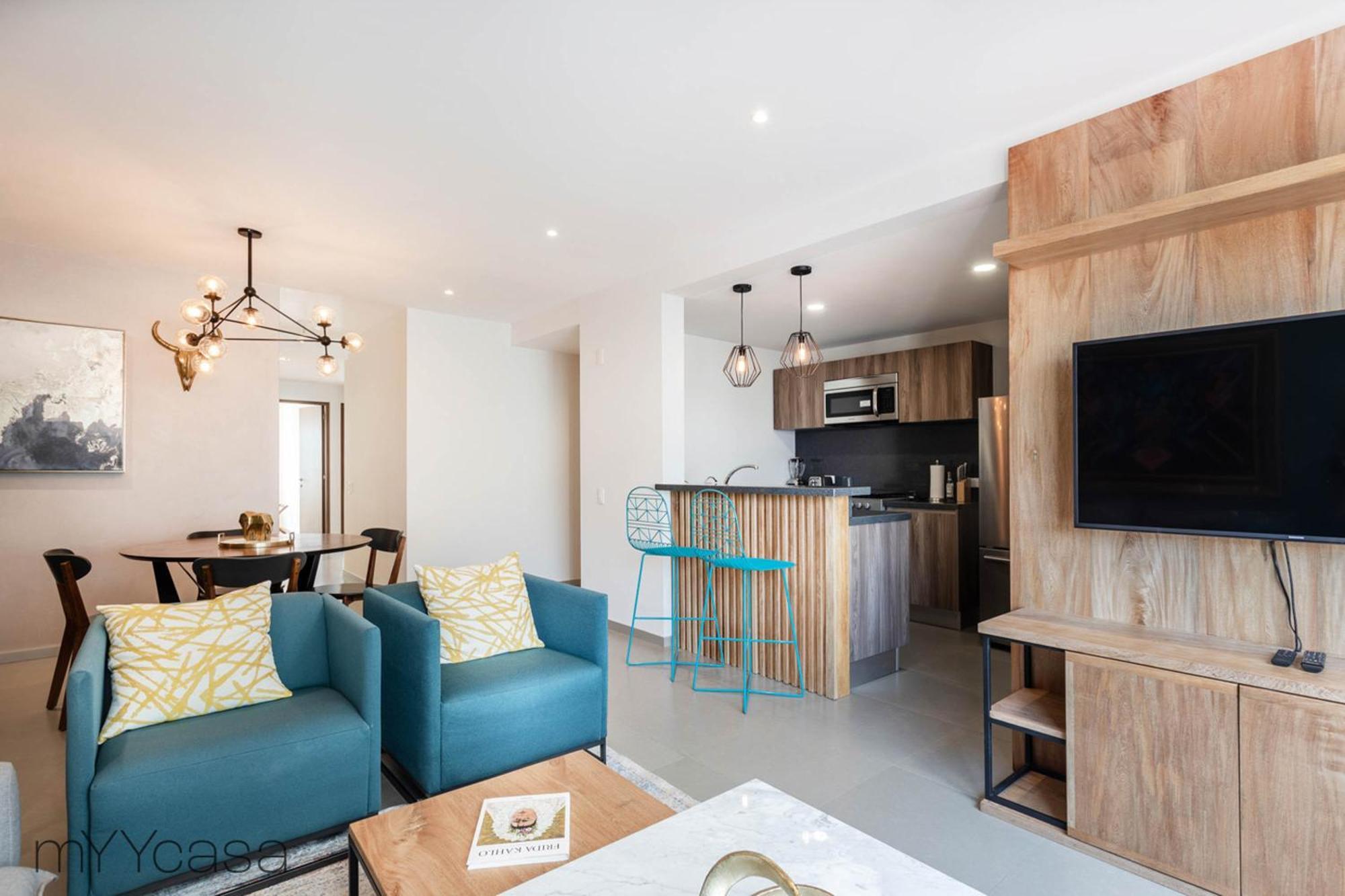Enchanting Apartment, 1 Block From Fuente De Cibeles - Colima Apartment *