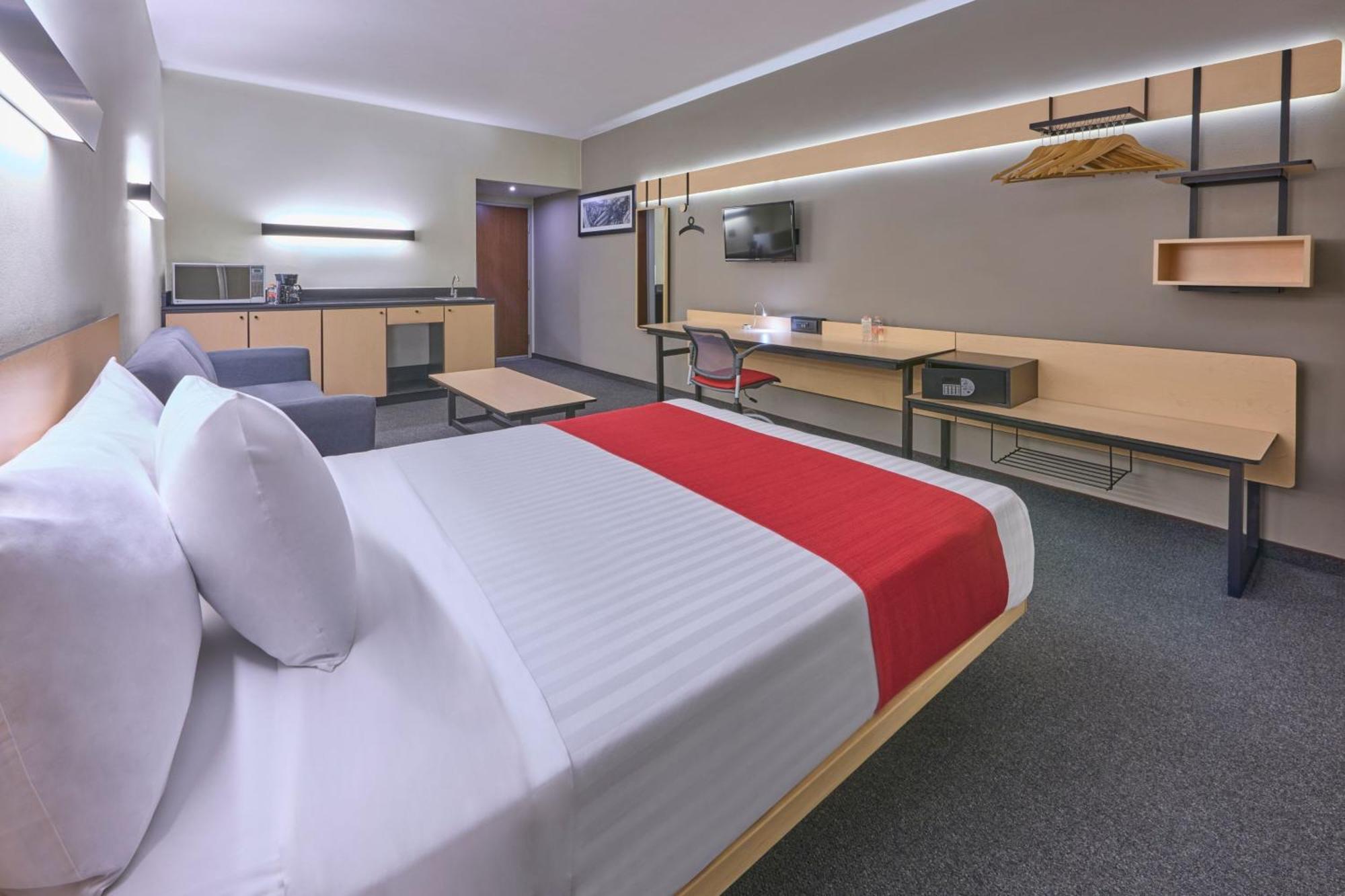 Express By Marriott Ciudad De Mexico Patio Universidad Hotel 4*