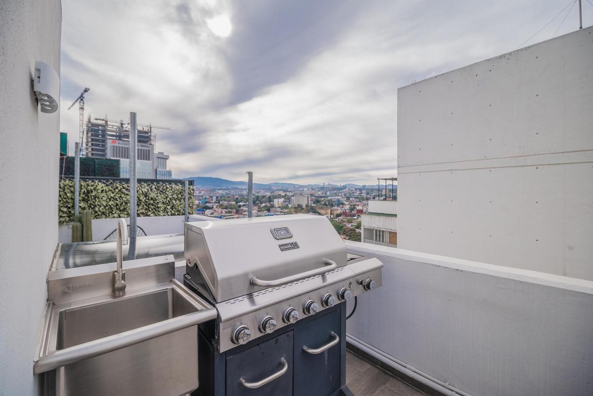 Apartamento 3-floor Penthouse Private Roof Garden High Speed Wi-fi 500mb Air-conditioning Pool & Gym