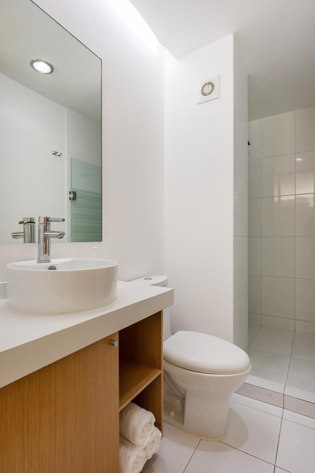 3-floor Penthouse Private Roof Garden High Speed Wi-fi 500mb Air-conditioning Pool & Gym