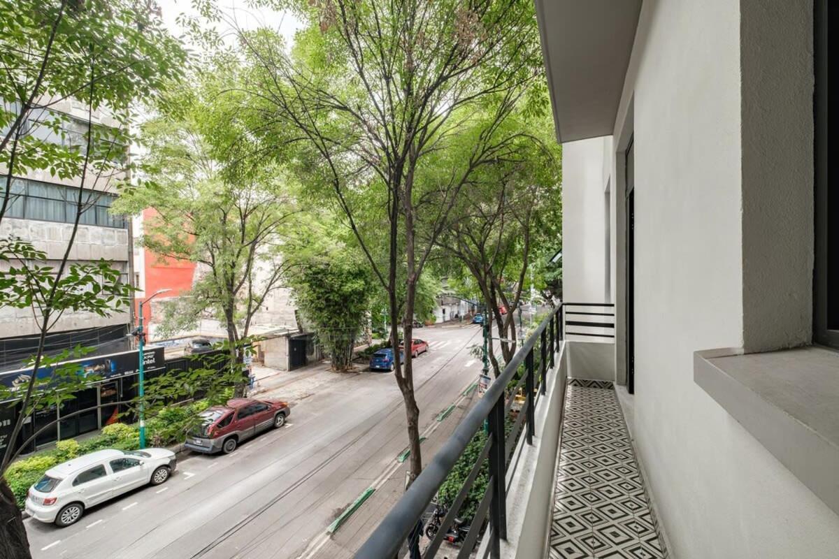 Apartamento Calle Napoles 76, Int 28
