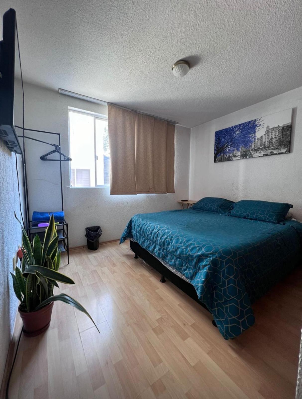 Habitación en casa particular Privada Cerca De Metro Colegio Militar