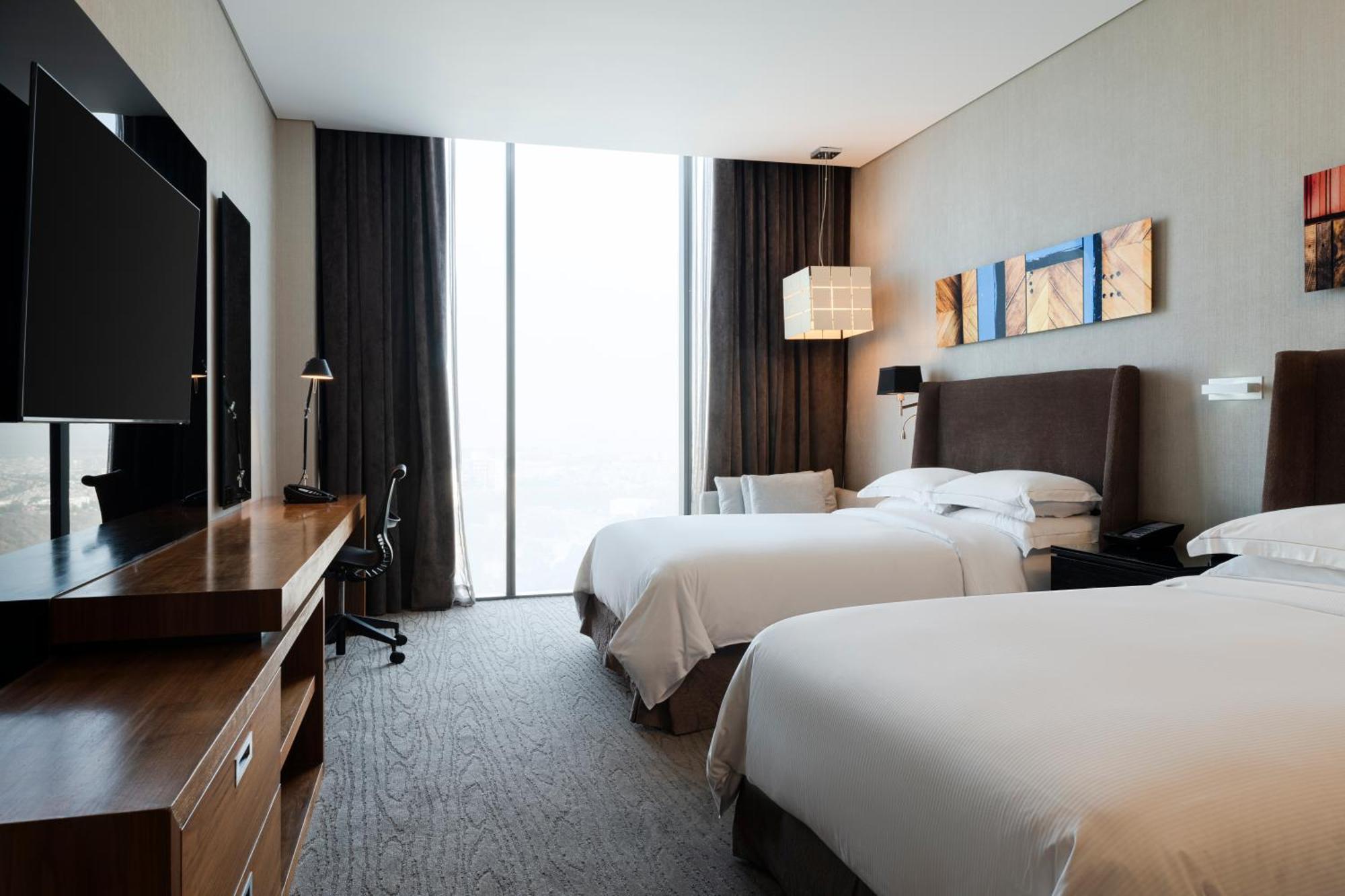Hotel Hilton Mexico Santa Fe 4*