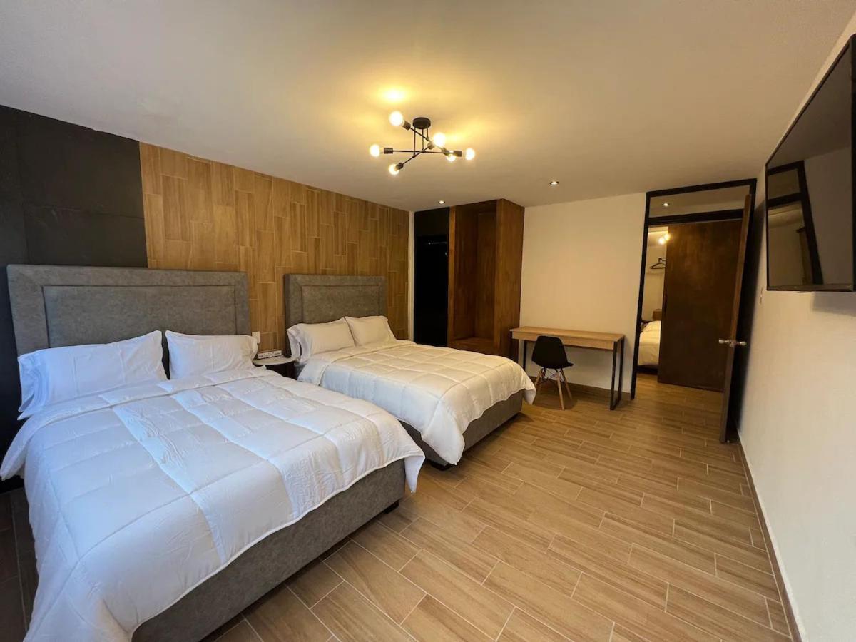 Сasa de vacaciones Posh Polanco Tvs And Desks In Each *