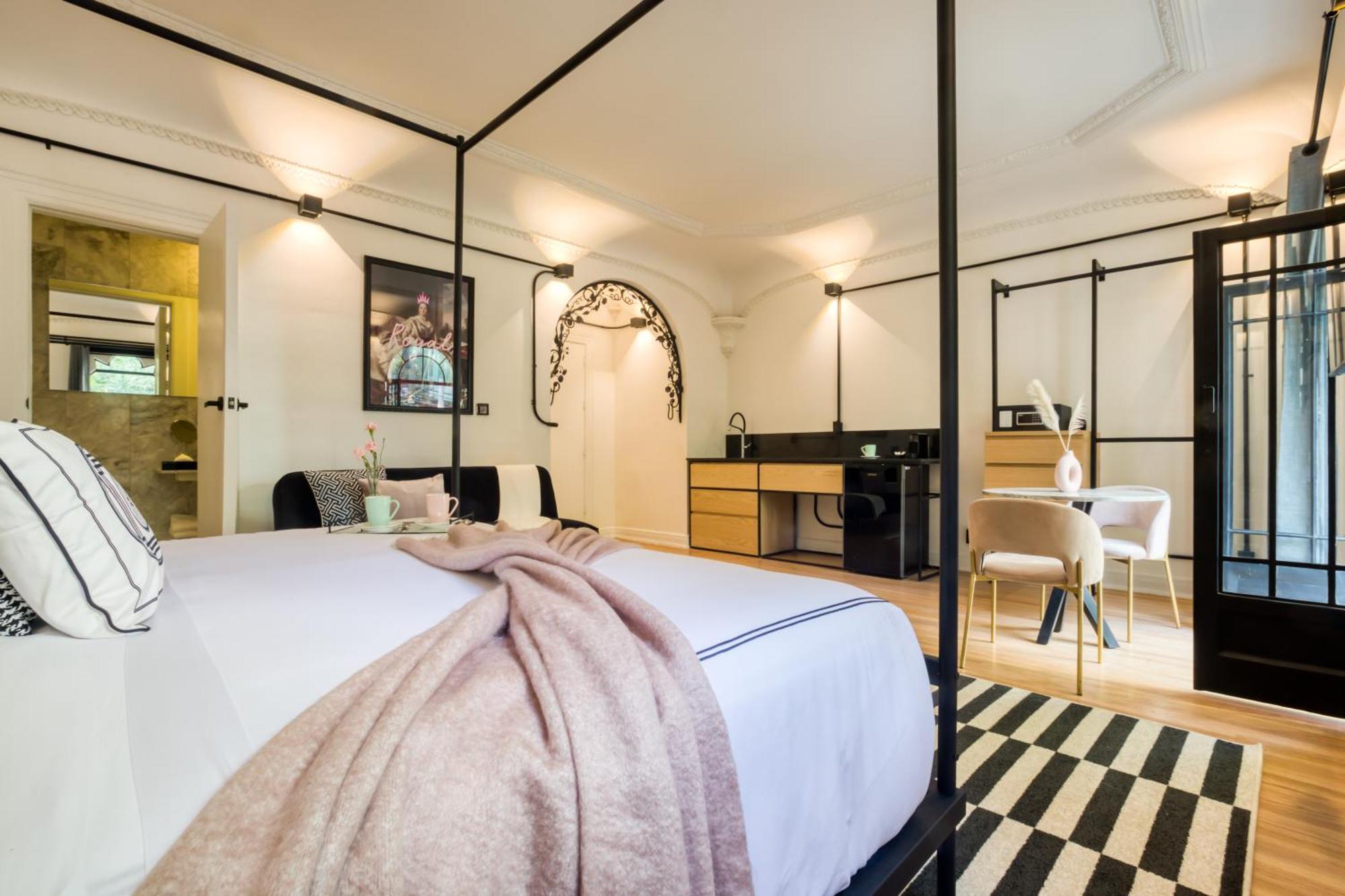 Hotel Utopic Campos Eliseos By Uliv *