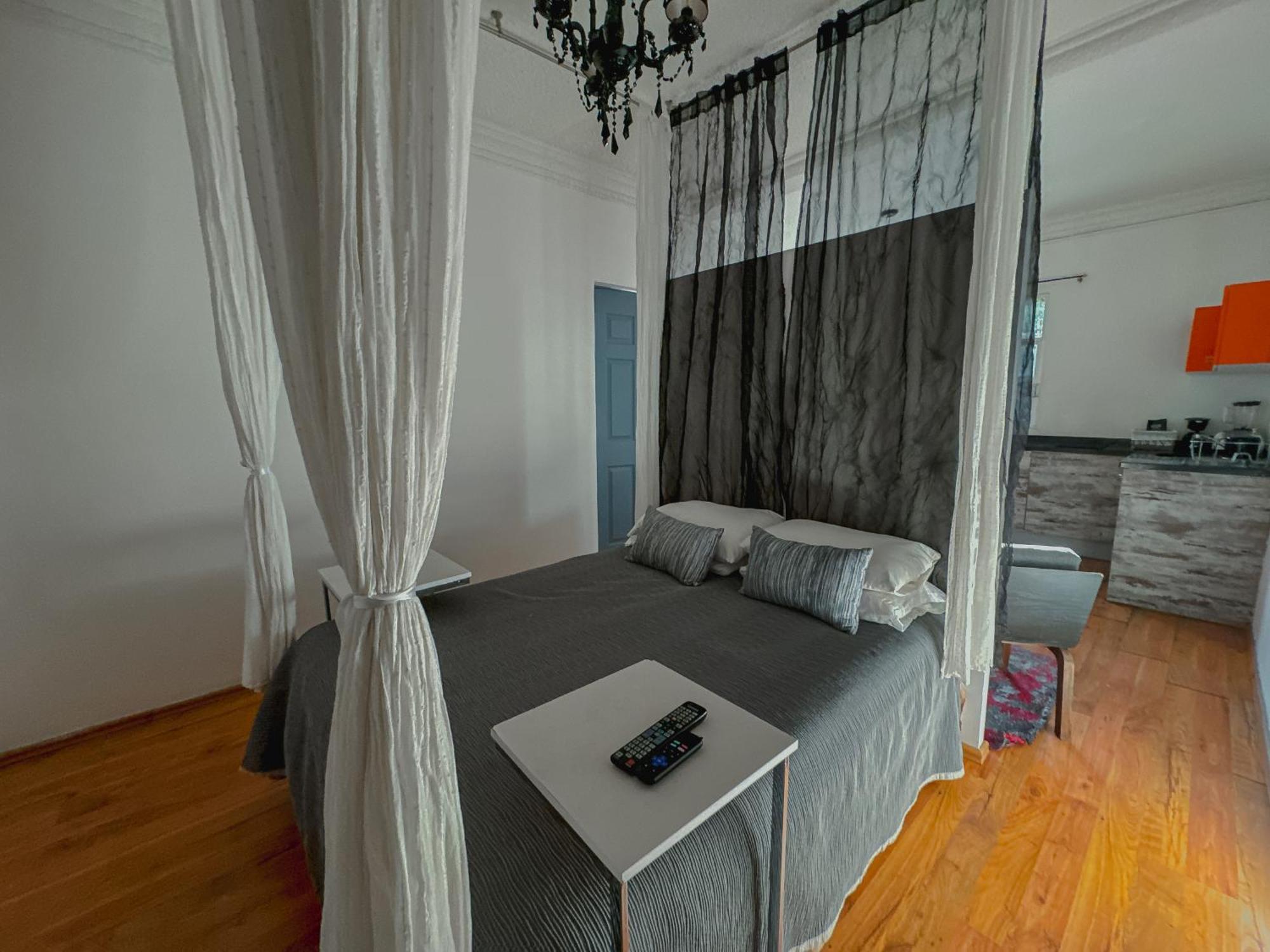Condesa Rooms&studios Bed and breakfast