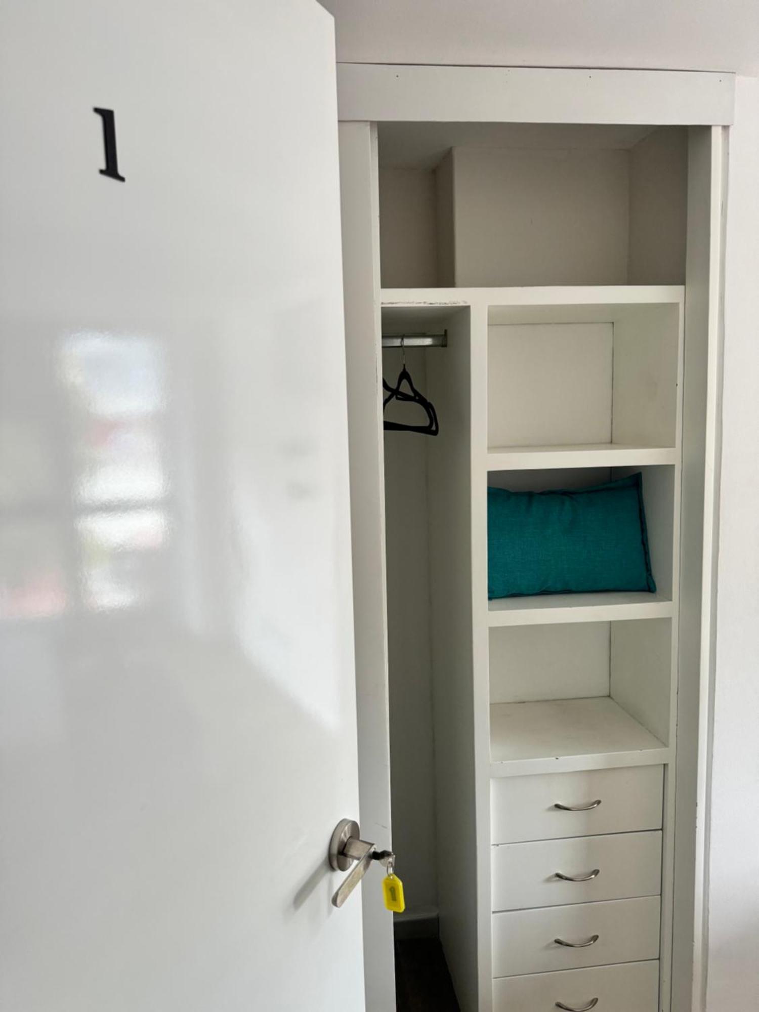 Homestay Calzolli Penthouse Casa De Huespedes Y Coliving *