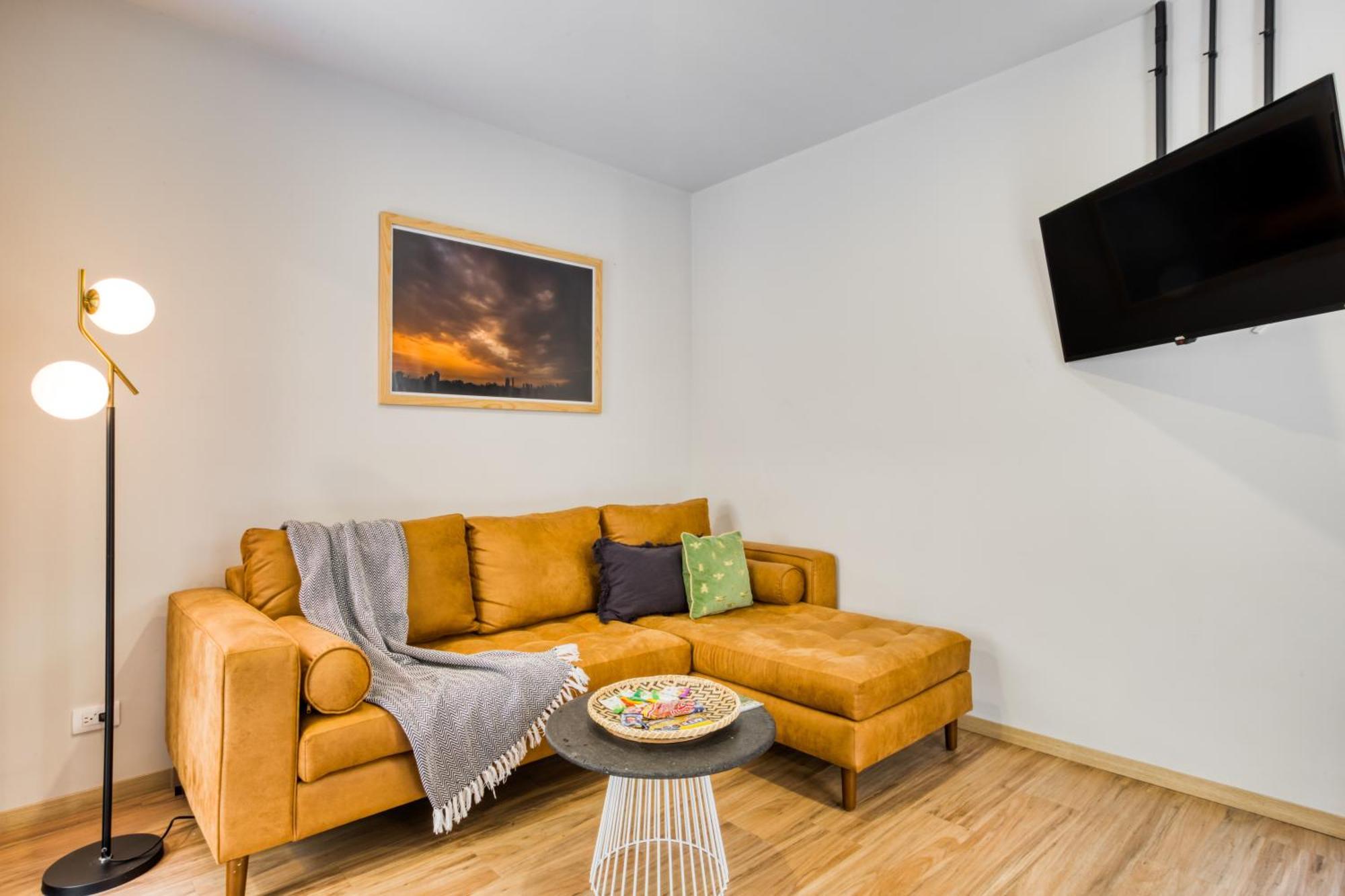 Apartment Vicente Suarez By Mr W