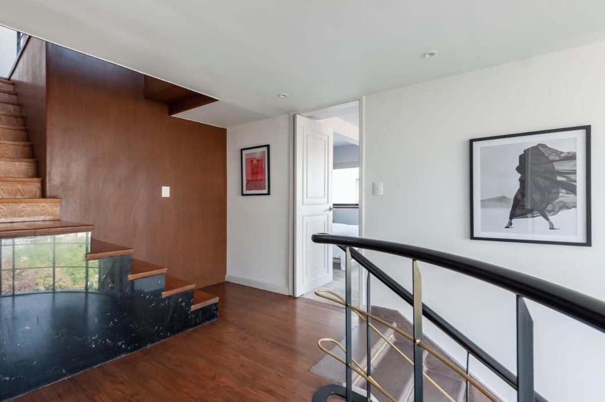 Magnificent Triplex In Art Deco Building Apartamento