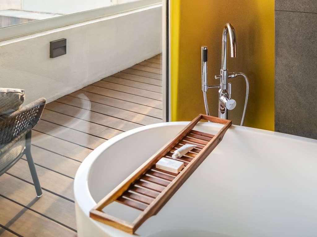 Mondrian Condesa Hotel *