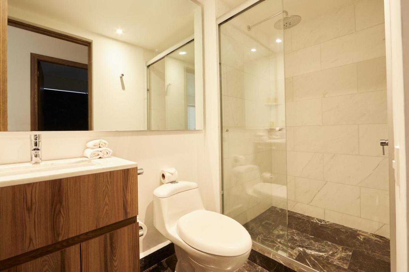 Retreat Workspace, Wifi, Pool, Gym &parking Apartamento