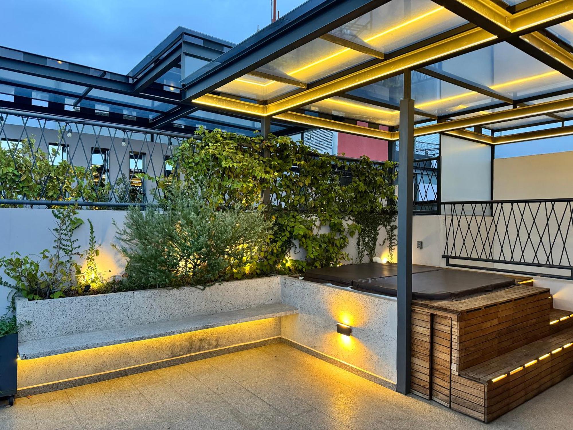 Homestay Calzolli Penthouse Casa De Huespedes Y Coliving *