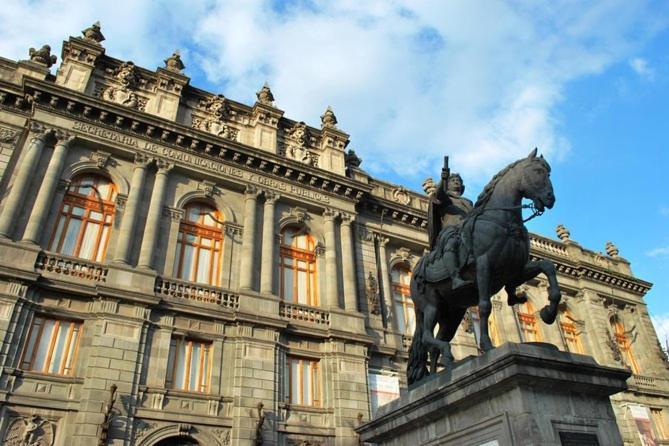 Cozy Steps Away From The Metropolitan Mexico City